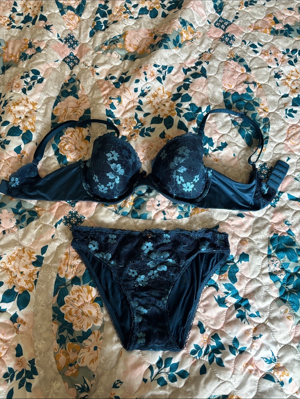 Victoria's Secret Navy Blue Floral Lace Underwire Bra & Bikini